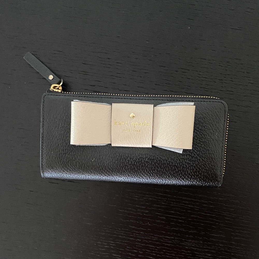 Kate Spade Black and Cream Wallet with Bow